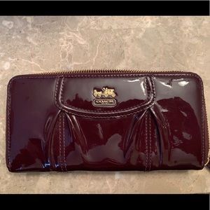 Coach Plum Zipper Wallet